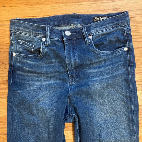 Blank NYC | The Great Jones High Rise Skinny Jeans - Picture 3 of 6